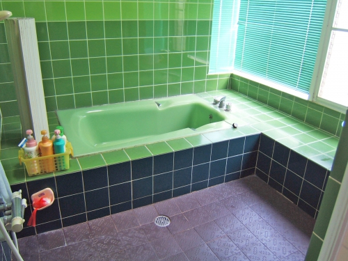 bathroom014_01-before.jpg