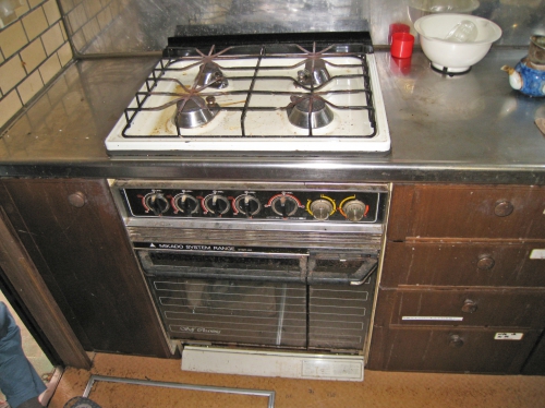 kitchen005_01-before.jpg