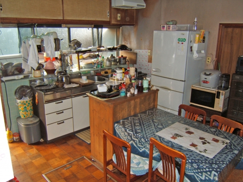 kitchen014_01-before.jpg