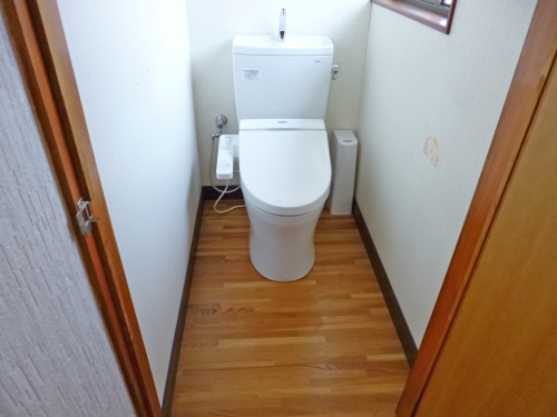 toilet004_01-after.jpg
